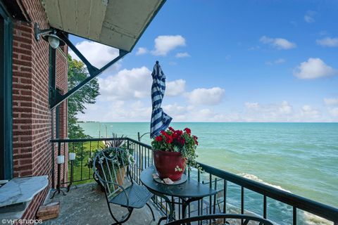 Tiny photo for 7649 N Eastlake Terrace #2F, Chicago, IL 60626 (MLS # 12538129)