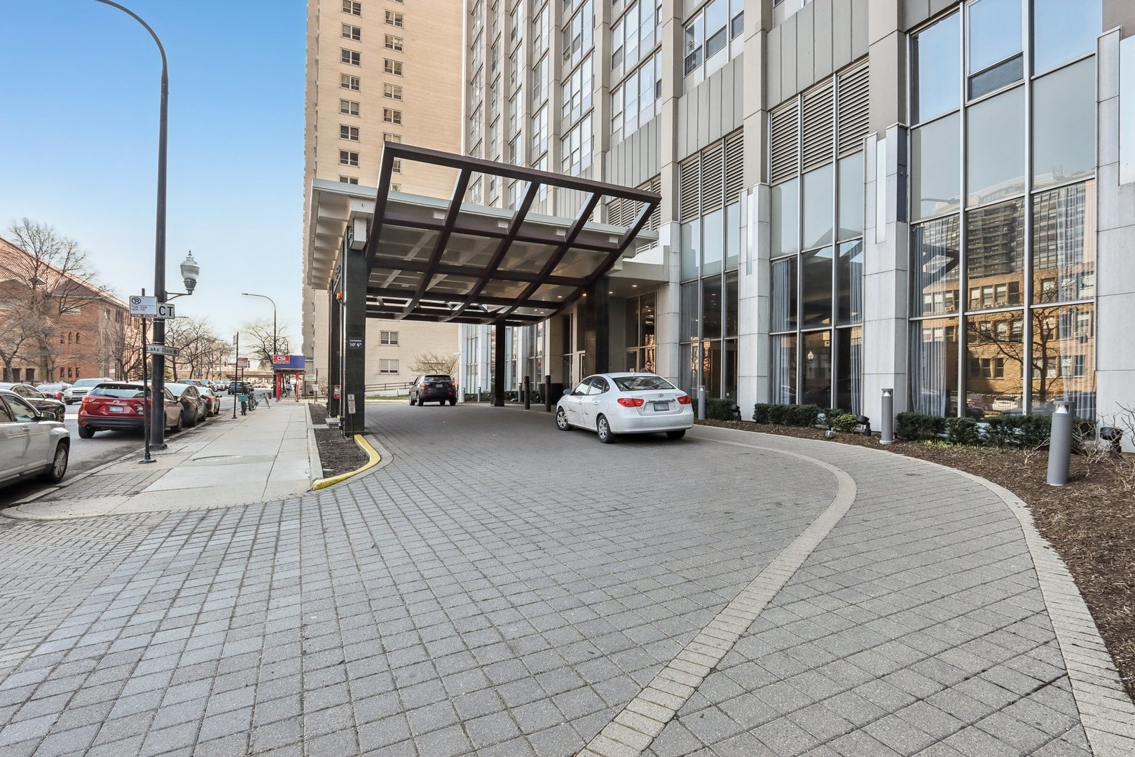 655 W Irving Park Road 2805