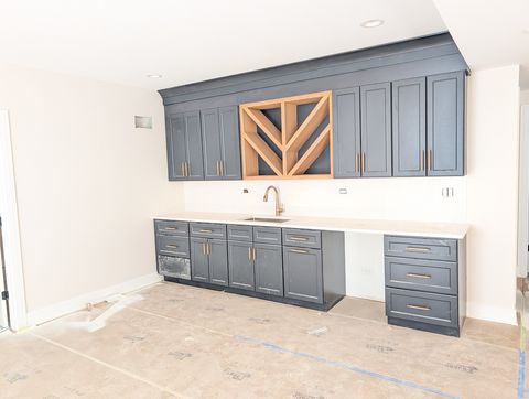 Tiny photo for 120 N Walnut Street, Elmhurst, IL 60126 (MLS # 12622340)