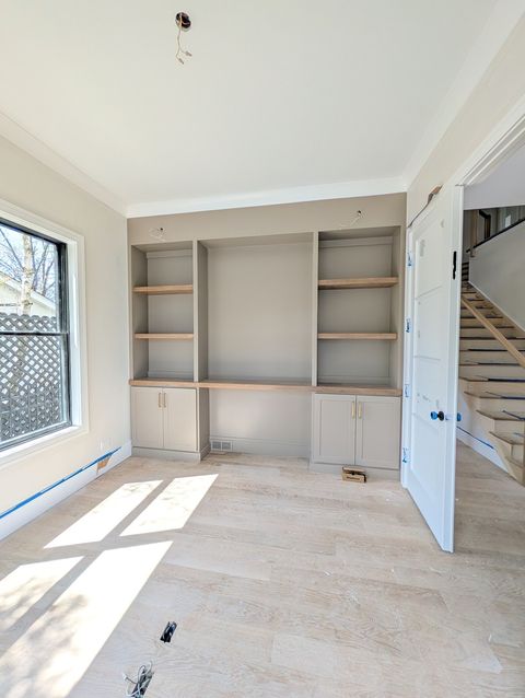 Tiny photo for 120 N Walnut Street, Elmhurst, IL 60126 (MLS # 12622340)