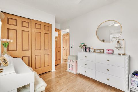 Tiny photo for 4571 Sheridan Street, Davenport, IA 52806 (MLS # 12639401)