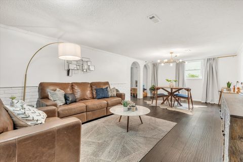 Tiny photo for 4571 Sheridan Street, Davenport, IA 52806 (MLS # 12639401)
