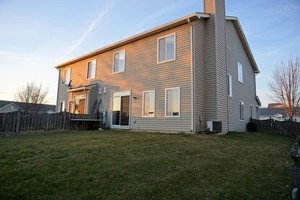 2804 Sarah Court