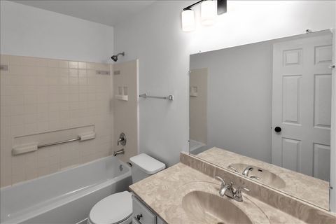 Tiny photo for 984 Four Seasons Boulevard, Aurora, IL 60504 (MLS # 12634781)