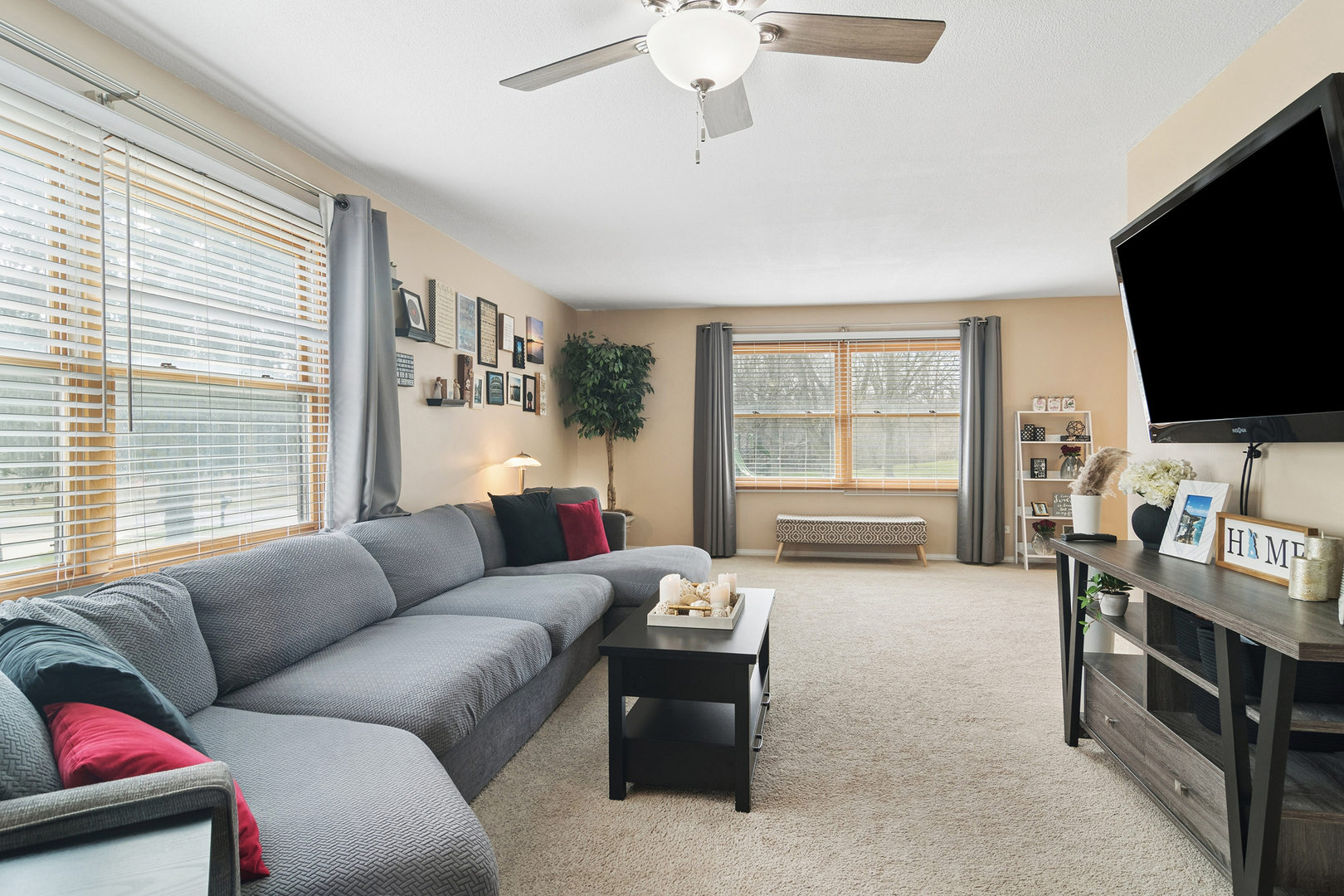 1032 W Park Place Drive