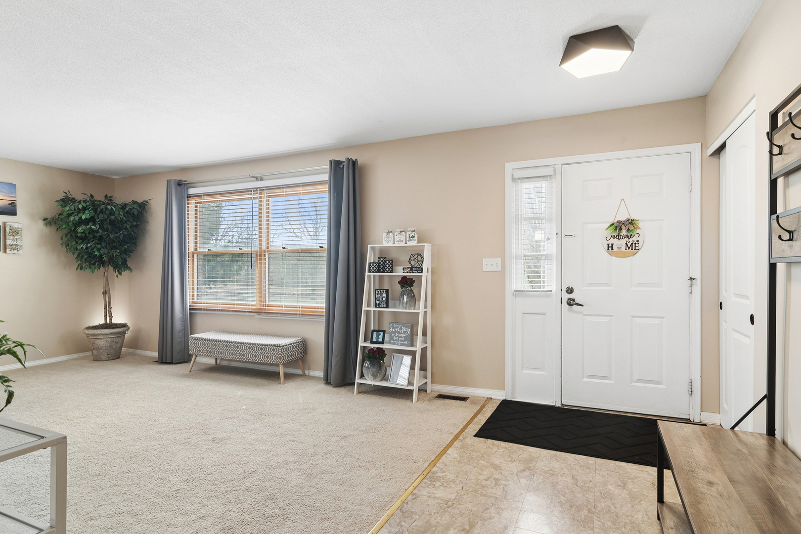 1032 W Park Place Drive