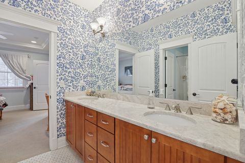 Tiny photo for 1521 Gregory Avenue, Wilmette, IL 60091 (MLS # 12565056)