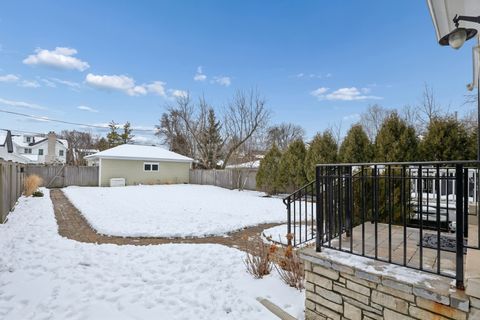 Tiny photo for 1521 Gregory Avenue, Wilmette, IL 60091 (MLS # 12565056)