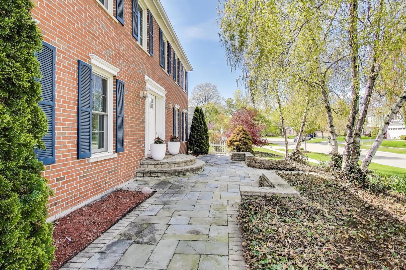 33819 N SHAWNEE Avenue
