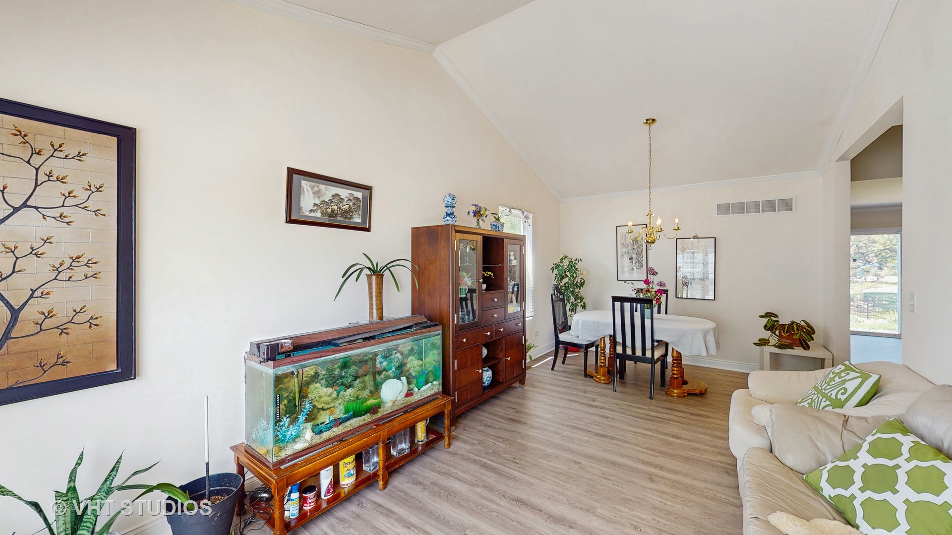 236 W DAISY Circle