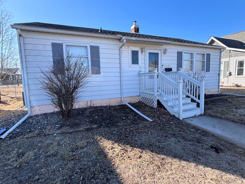 Photo of 918 14th Avenue, Fulton, IL 61252 (MLS # 12562106)