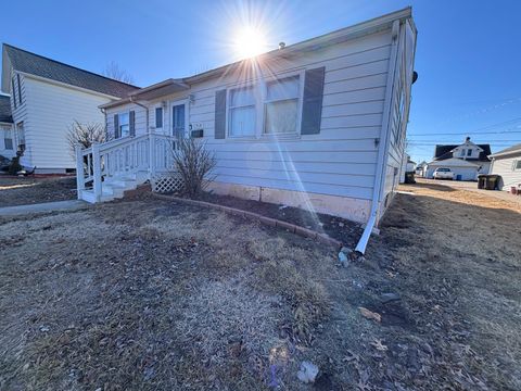 Tiny photo for 918 14th Avenue, Fulton, IL 61252 (MLS # 12562106)