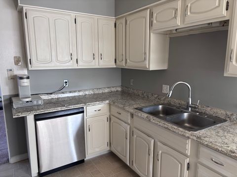 Tiny photo for 918 14th Avenue, Fulton, IL 61252 (MLS # 12562106)