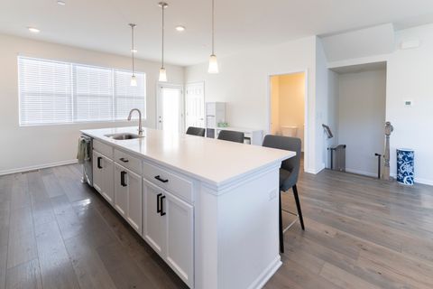 Tiny photo for 3316 Trillium Circle, Rolling Meadows, IL 60008 (MLS # 12461843)