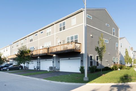 Tiny photo for 3316 Trillium Circle, Rolling Meadows, IL 60008 (MLS # 12461843)