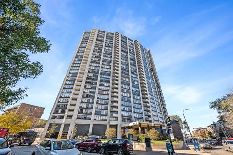 Tiny photo for 3930 N Pine Grove Avenue #1109, Chicago, IL 60613 (MLS # 12530311)