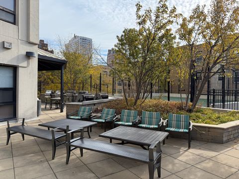 Tiny photo for 3930 N Pine Grove Avenue #1109, Chicago, IL 60613 (MLS # 12530311)