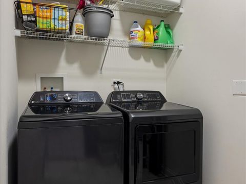 Tiny photo for 1000 Village Center Drive #405, Burr Ridge, IL 60527 (MLS # 12580668)