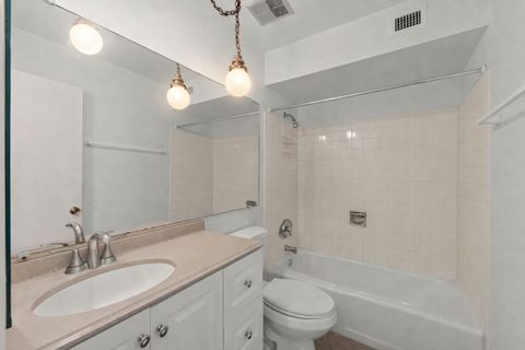 Tiny photo for 700 Wellington Avenue #110, Elk Grove Village, IL 60007 (MLS # 12483650)