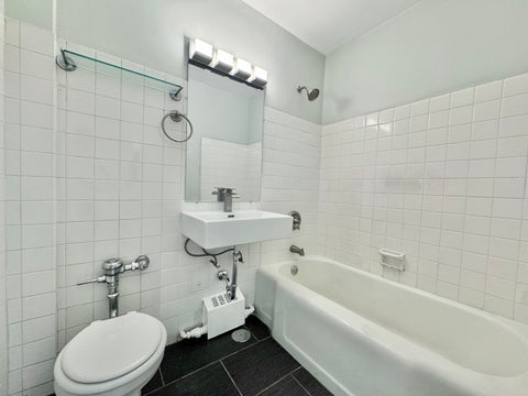 Tiny photo for 4920 N Marine Drive #S208, Chicago, IL 60640 (MLS # 12755593)