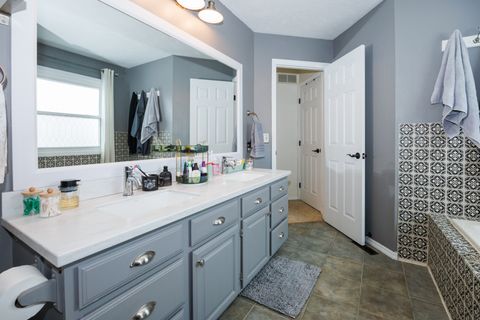 Tiny photo for 2810 Arrowhead Drive, Bloomington, IL 61704 (MLS # 12594480)