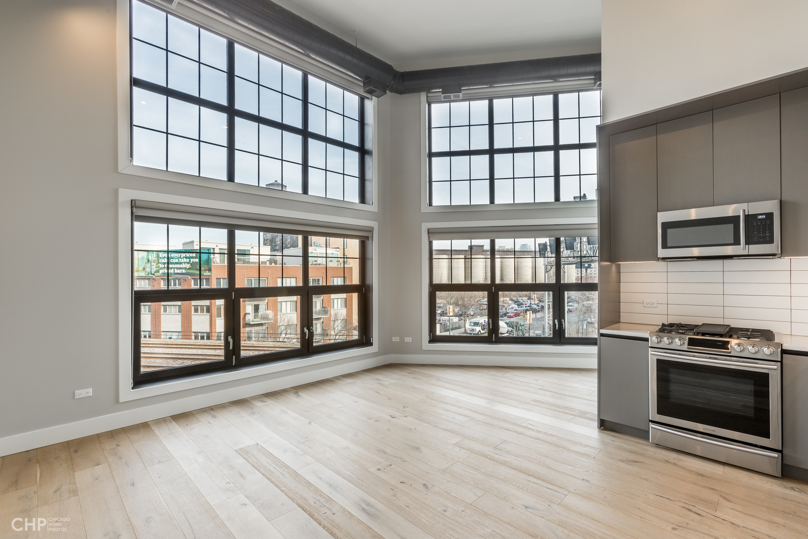 729 N Sangamon Street 410