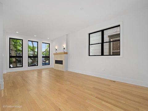 Tiny photo for 2714 N Magnolia Avenue, Chicago, IL 60614 (MLS # 12687037)