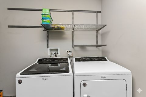 Tiny photo for 647 W Melrose Street #5, Chicago, IL 60657 (MLS # 12480664)