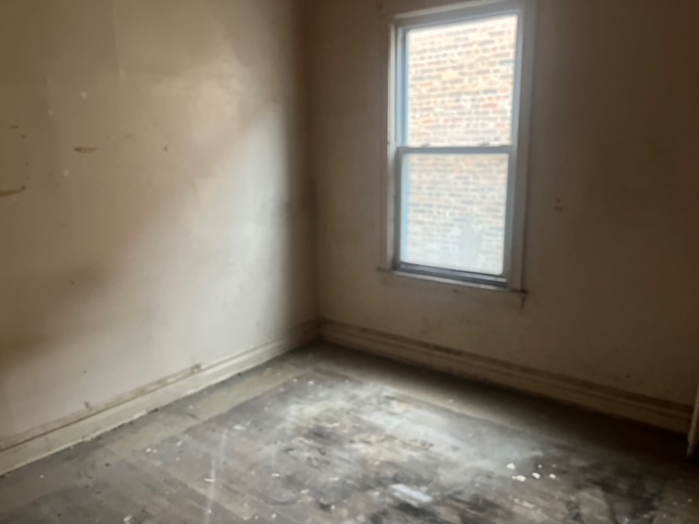 5618 S Indiana Avenue