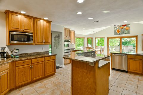 Tiny photo for 6517 Smallridge Road, Rockford, IL 61108 (MLS # 12511452)