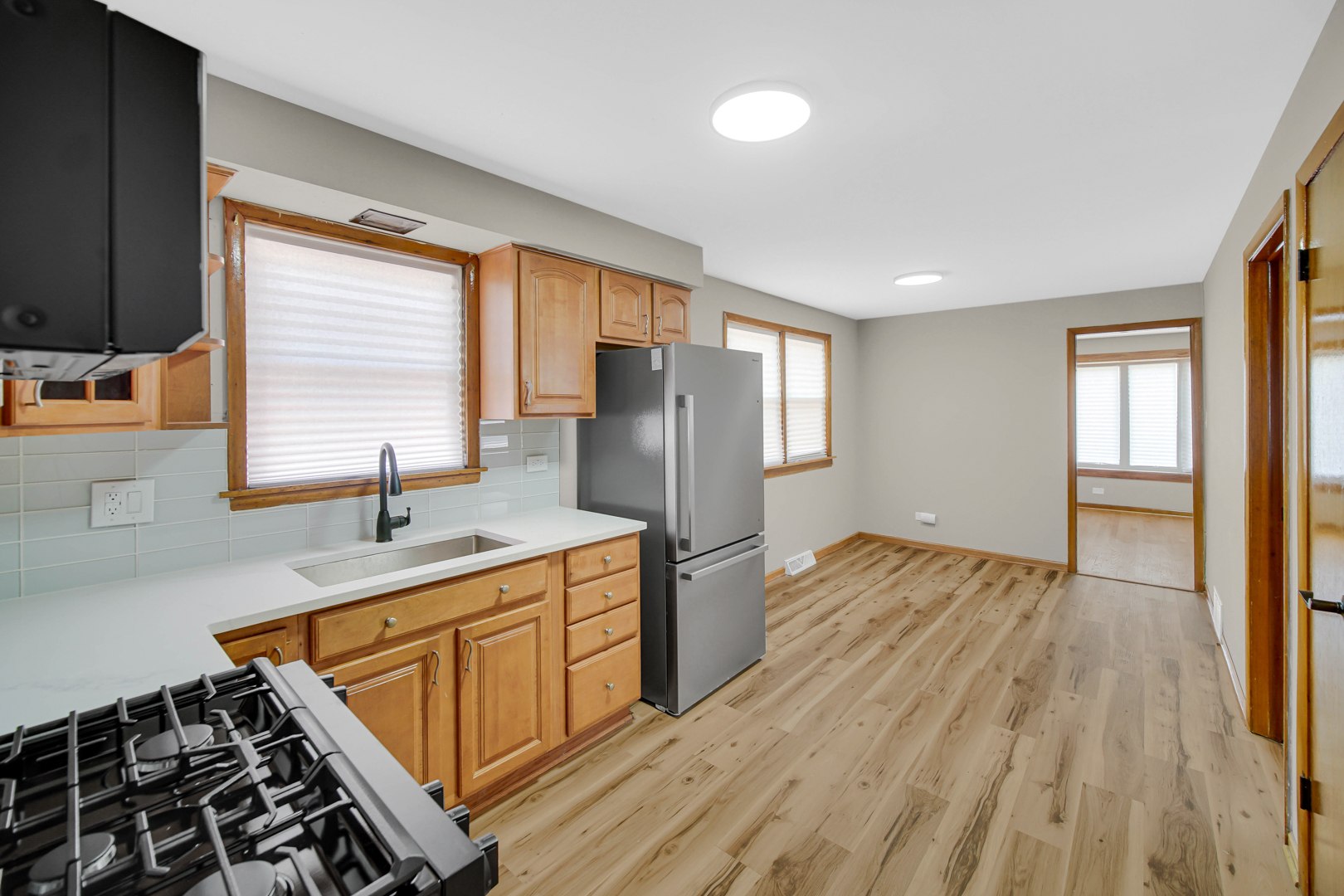 1007 W 110TH Street