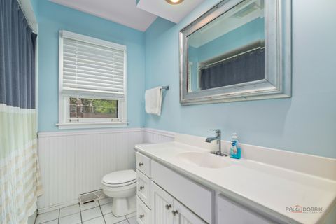 Tiny photo for 783 Green Briar Lane, Lake Forest, IL 60045 (MLS # 12564820)