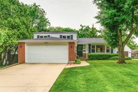 Tiny photo for 783 Green Briar Lane, Lake Forest, IL 60045 (MLS # 12564820)