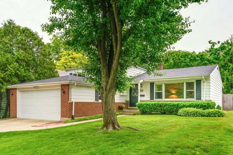 Tiny photo for 783 Green Briar Lane, Lake Forest, IL 60045 (MLS # 12564820)