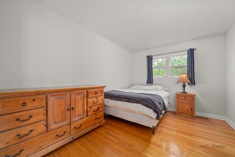 Tiny photo for 783 Green Briar Lane, Lake Forest, IL 60045 (MLS # 12564820)