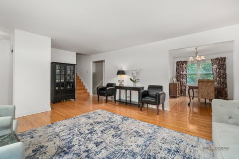 Tiny photo for 783 Green Briar Lane, Lake Forest, IL 60045 (MLS # 12564820)