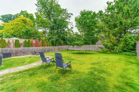 Tiny photo for 783 Green Briar Lane, Lake Forest, IL 60045 (MLS # 12564820)