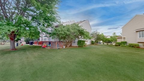 Tiny photo for 966 Mesa Drive, Lake In The Hills, IL 60156 (MLS # 12546427)