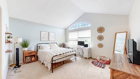 Tiny photo for 966 Mesa Drive, Lake In The Hills, IL 60156 (MLS # 12546427)