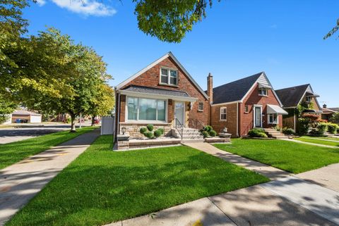 Photo of 6201 S MEADE Avenue, Chicago, IL 60638 (MLS # 12489583)
