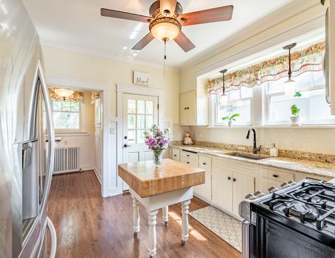 Tiny photo for 650 Park Street, Elgin, IL 60120 (MLS # 12491940)