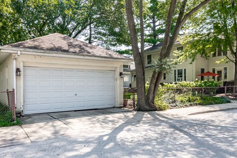 Tiny photo for 650 Park Street, Elgin, IL 60120 (MLS # 12491940)