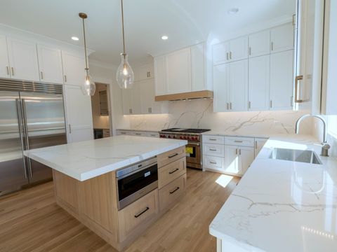 Tiny photo for 570 S Parkside Avenue, Elmhurst, IL 60126 (MLS # 12508547)