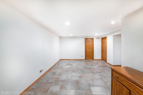 Tiny photo for Algonquin, IL 60102 (MLS # 12624224)