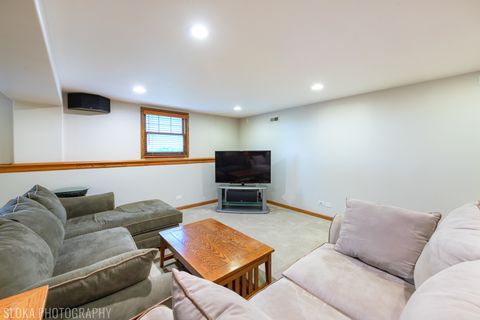 Tiny photo for Algonquin, IL 60102 (MLS # 12624224)