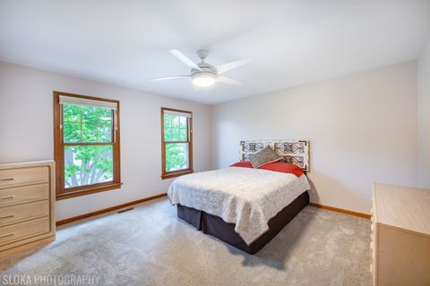 Tiny photo for Algonquin, IL 60102 (MLS # 12624224)