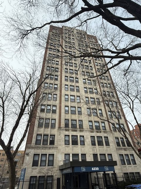 6230 N Kenmore Avenue 1305 Chicago IL 60660
