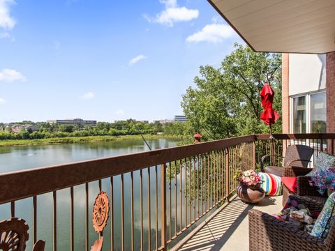 Tiny photo for 209 Rivershire Lane #403, Lincolnshire, IL 60069 (MLS # 12448278)