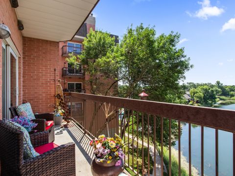 Tiny photo for 209 Rivershire Lane #403, Lincolnshire, IL 60069 (MLS # 12448278)