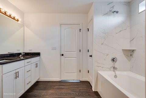 Tiny photo for 25935 W Ravine Woods Drive, Channahon, IL 60410 (MLS # 12609438)